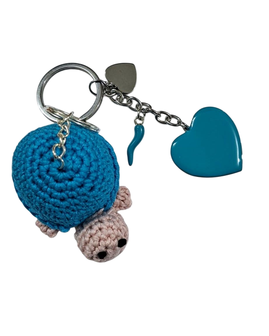 Handmade Turtle Keychain in Wool - Anna's Creations 
